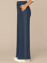 Load image into Gallery viewer, Pull On Panel Knit Pant - OCTE