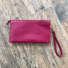 Load image into Gallery viewer, Pebble Wristlet / Crossbody