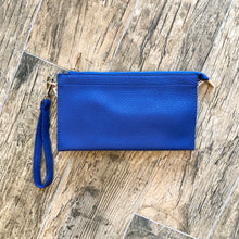 Load image into Gallery viewer, Pebble Wristlet / Crossbody