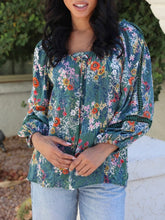 Load image into Gallery viewer, Lace Detail Blouse - Green
