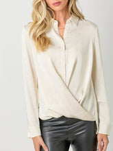 Load image into Gallery viewer, Satin Twist Top - Champagne

