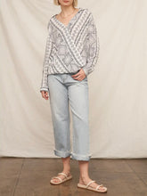 Load image into Gallery viewer, Bandana Print Long Sleeve Top - White/Navy
