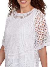 Load image into Gallery viewer, Lace Short Sleeve Top - White
