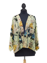 Load image into Gallery viewer, Kimono Jacket - Winter Lily
