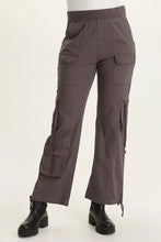 Load image into Gallery viewer, Chaucer Pant - Charcoal
