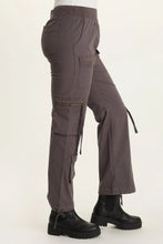 Load image into Gallery viewer, Chaucer Pant - Charcoal
