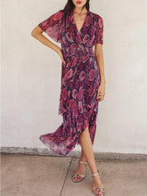 Load image into Gallery viewer, Tiered Maxi - Navy/Magenta
