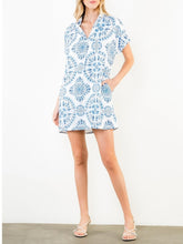 Load image into Gallery viewer, Shell Print V-Neck Dress - White/Blue
