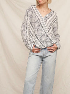 Bandana Print Long Sleeve Top - White/Navy
