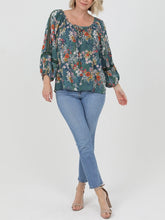 Load image into Gallery viewer, Lace Detail Blouse - Green
