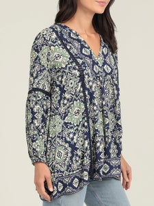 Long Sleeve Lace Trim Top - Blue/Green