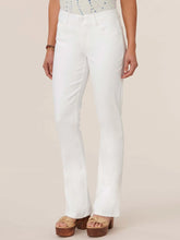 Load image into Gallery viewer, Bitty Boot Cut Jean - Optic White
