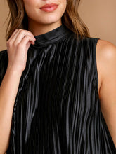 Load image into Gallery viewer, Pleated Tank - Black
