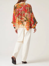 Load image into Gallery viewer, Kimono Jacket - Scarlet Fans
