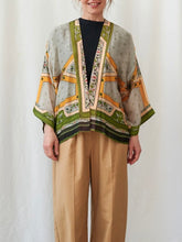 Load image into Gallery viewer, Kimono Jacket - Fleur De Lys Gold
