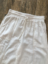 Load image into Gallery viewer, Gauze Balloon Pant - White FINAL SALE
