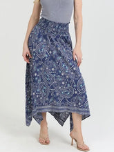 Load image into Gallery viewer, Bandana Print Midi Skirt - Navy
