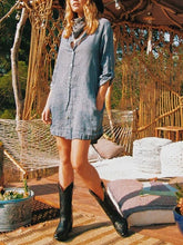 Load image into Gallery viewer, Washed Linen Tunic - Blue
