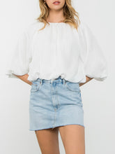 Load image into Gallery viewer, 3/4 Sleeve Bubble Top - Ivory
