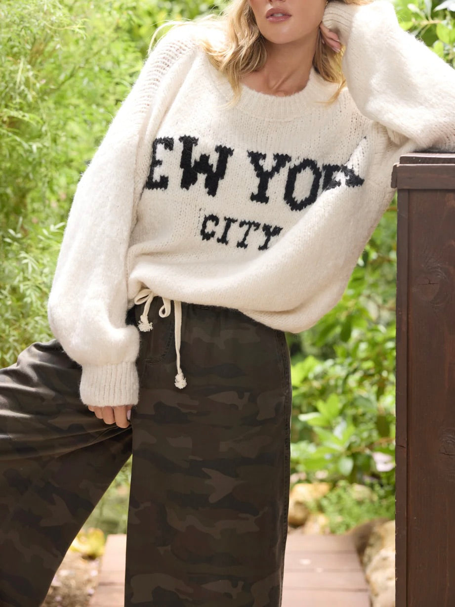 Destination NYC Sweater - Cream