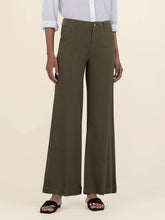 Load image into Gallery viewer, Linen Meg Wide Leg Pant - Forest
