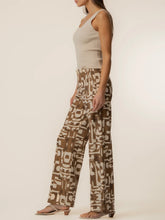 Load image into Gallery viewer, Meg Print Linen Pants - Wood
