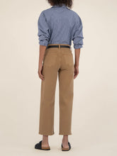 Load image into Gallery viewer, Charlotte High Rise Jean - Caramel
