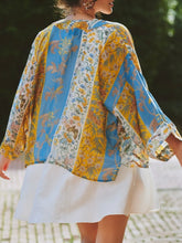 Load image into Gallery viewer, Kimono Jacket - Gold Ribbon
