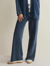 Load image into Gallery viewer, Hunter Knit Denim Pant - Indigo
