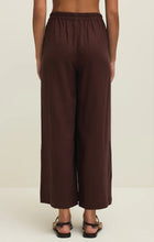 Load image into Gallery viewer, Scout Linen Pant - Chocolate
