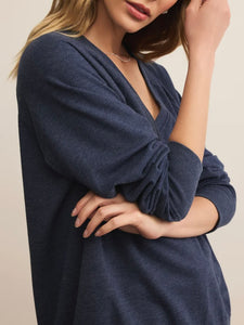 V-Neck Weekender - Blue Sapphire