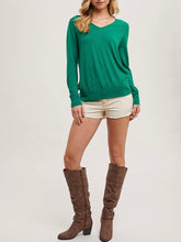 Load image into Gallery viewer, Classic V-neck Sweater - Green
