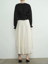 Load image into Gallery viewer, Ruffle Flower Cardigan - Black
