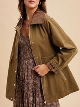 Load image into Gallery viewer, Twill Core Jacket - Olive
