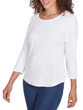 Load image into Gallery viewer, 3/4 Sleeve Scoop Neck Tee - White
