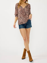 Load image into Gallery viewer, Paisley Blouse - Brown/Cream
