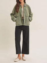 Load image into Gallery viewer, Twill Field Jacket - Washed Olive
