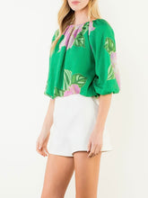 Load image into Gallery viewer, Floral Print Bubble Top - Green

