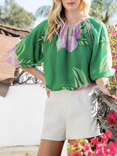 Load image into Gallery viewer, Floral Print Bubble Top - Green
