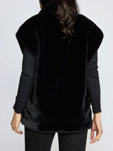 Load image into Gallery viewer, Stellar Faux Fur Vest - Black

